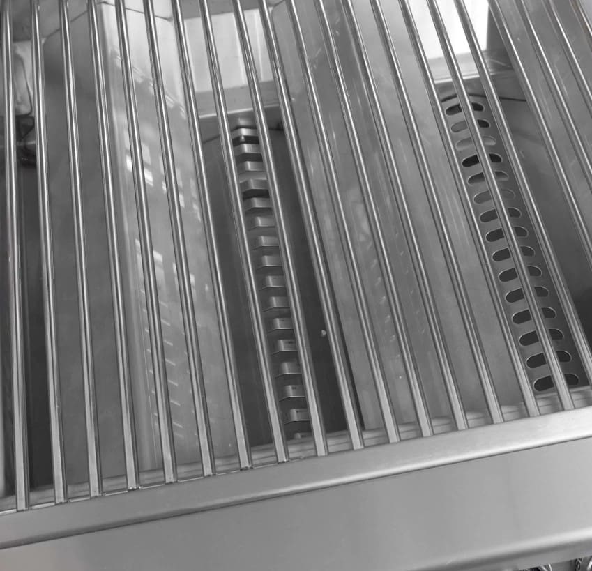 Lion Premium Grills L6000 32-Inch 4-Burner Stainless Steel Built-In Natural Gas Grill – 65623 - Image 4